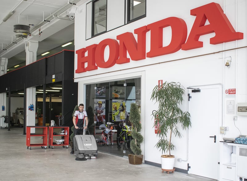 Utilizzo spazzatrice honda-1