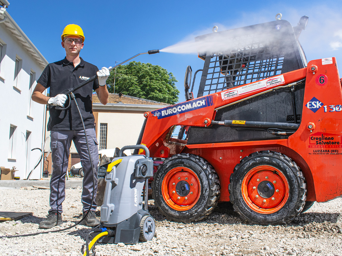 high-pressure cleaners in building sites